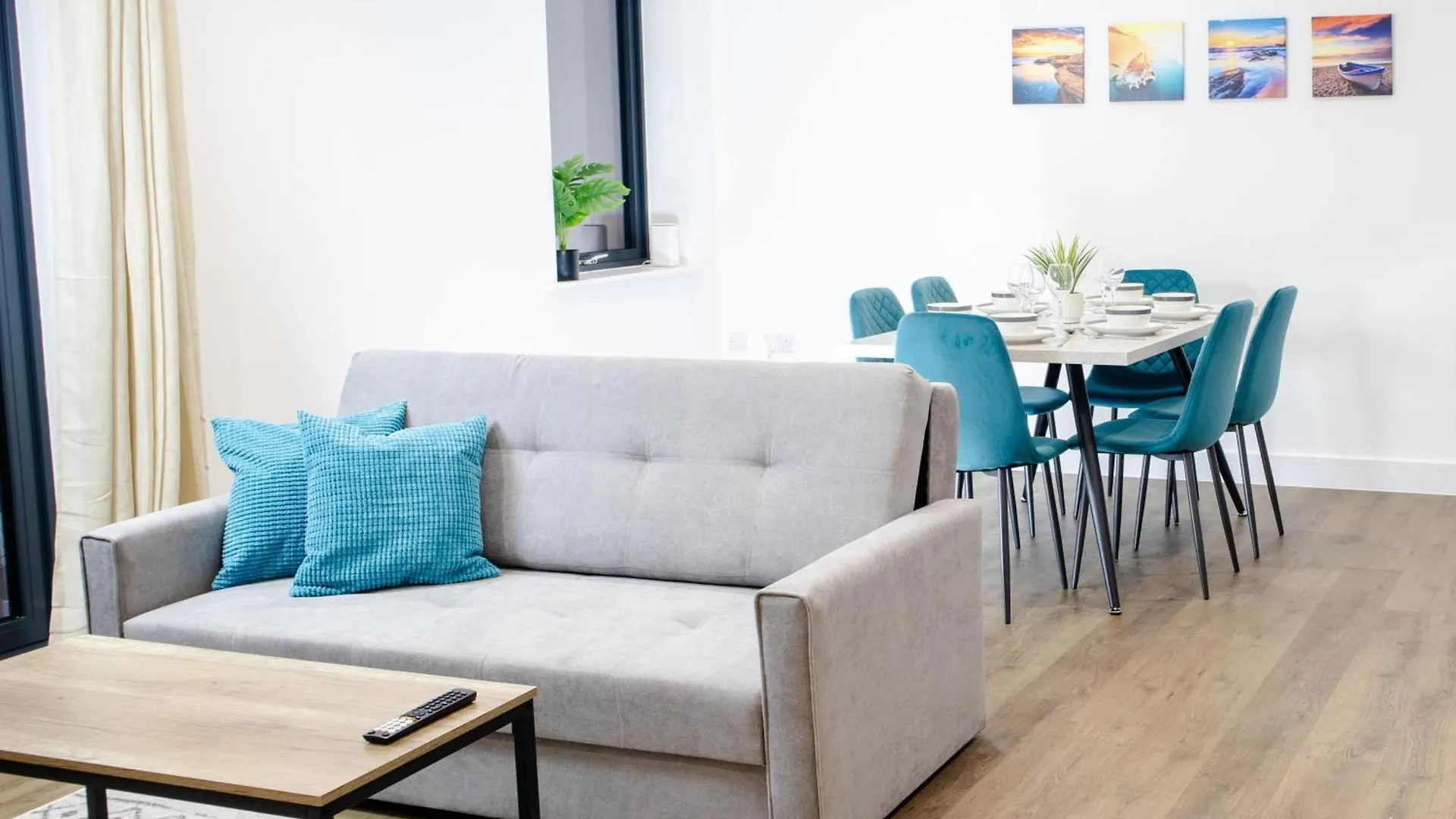 Central 2 Bed 2 Bath Penthouse Near Beach, Hospital - Long Stay Rates Available Brighton United Kingdom